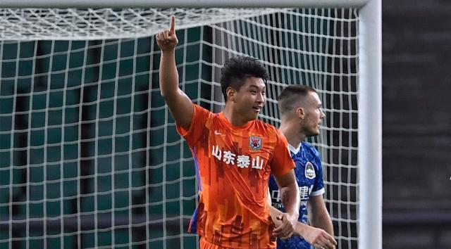 九游官网-【中超】郭田雨双响 泰山2比1沧州夺第一阶段头名